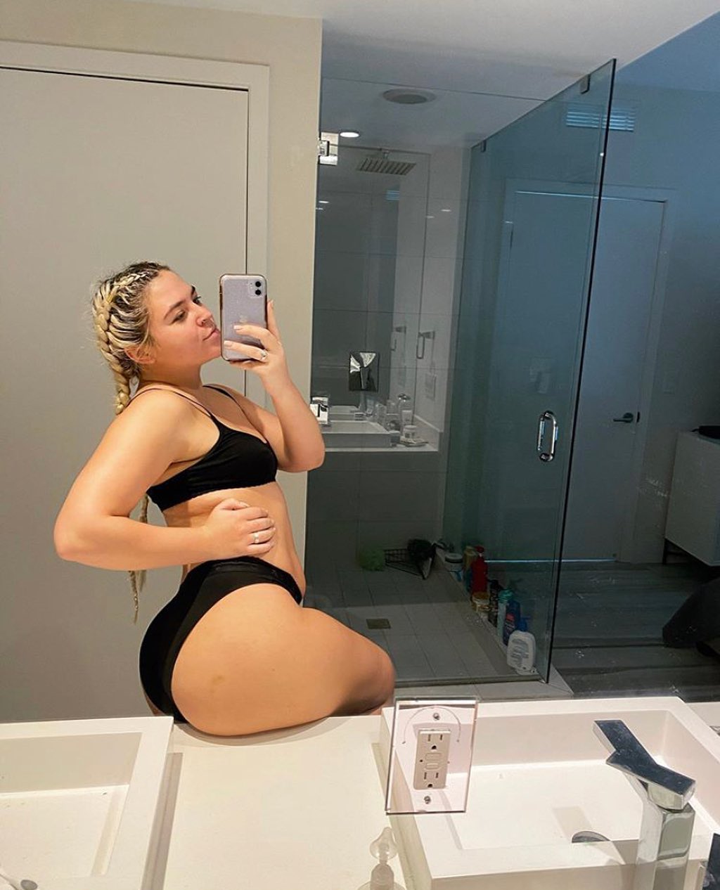 1595928810 835 Thick Chick Friday