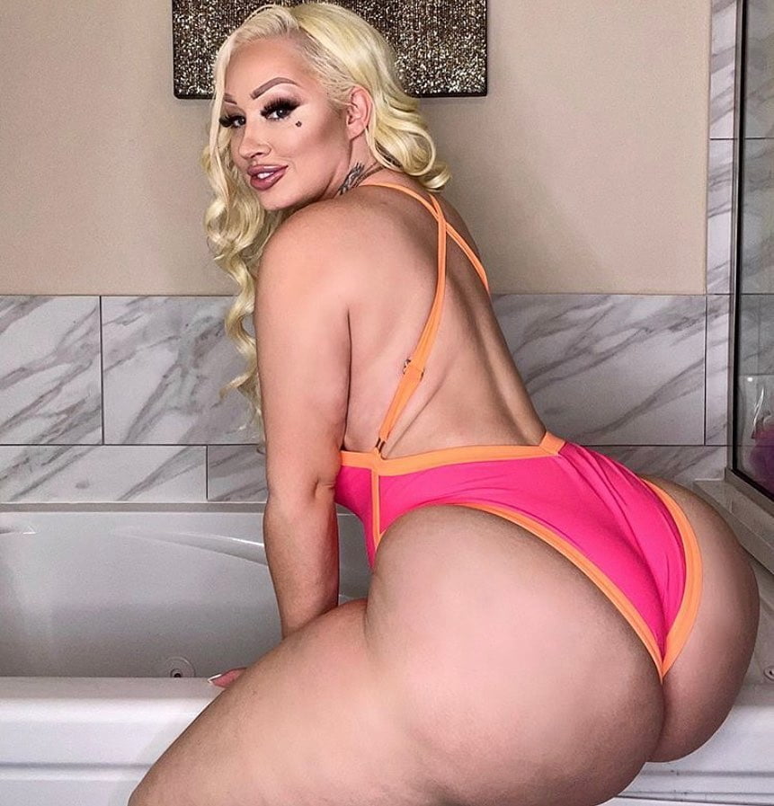 Pawg Crushin