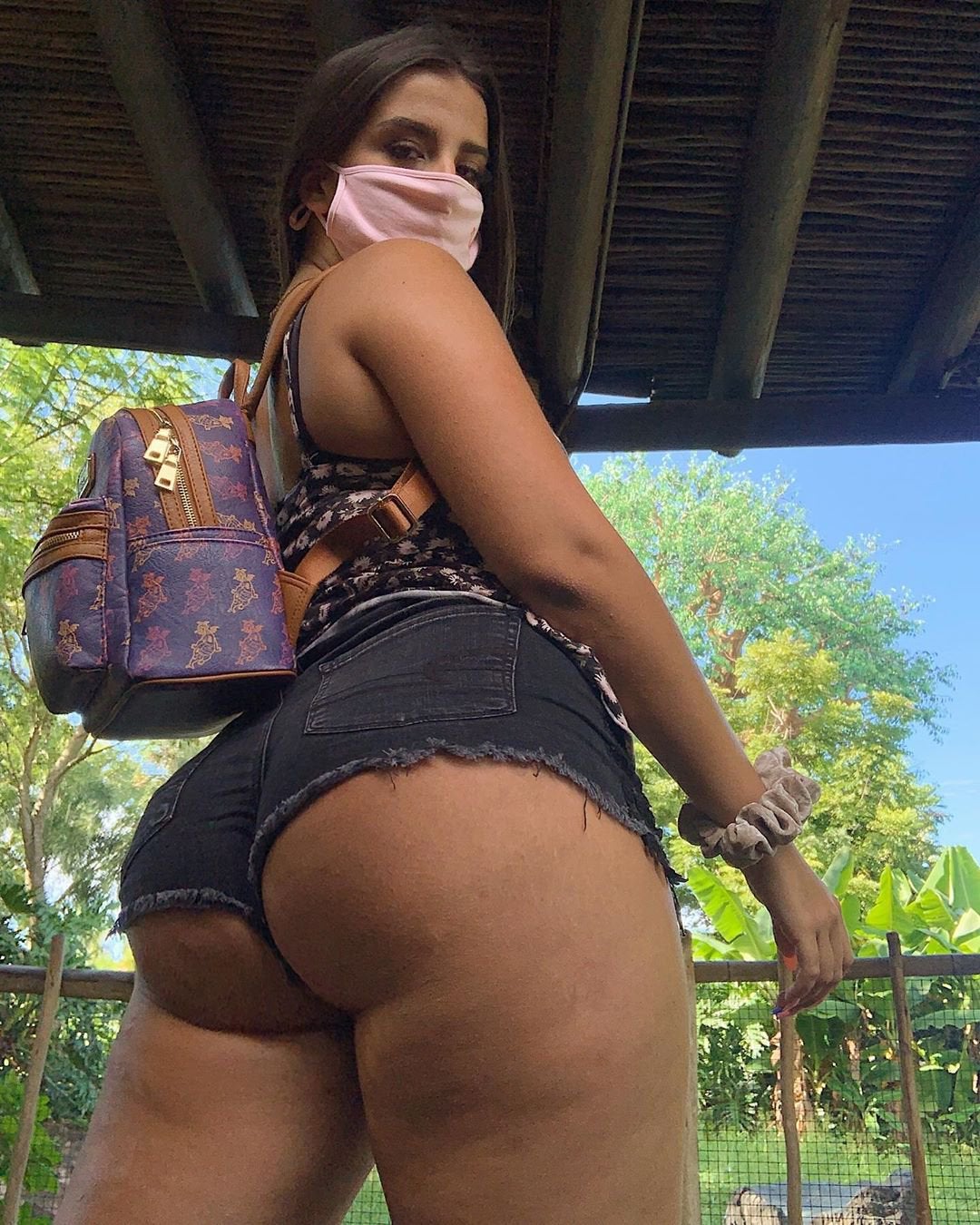 Teddy Moutinho Booty 1
