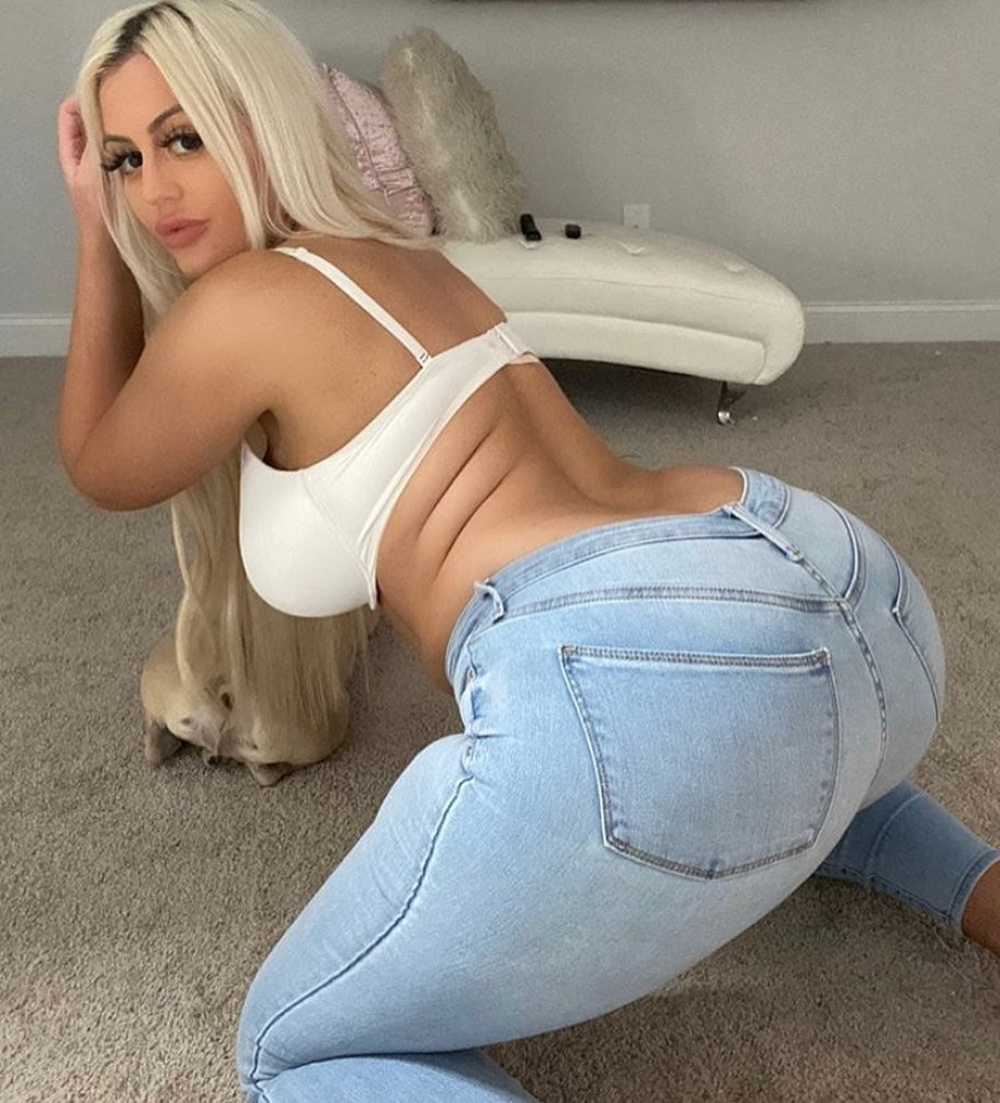 Whos your current favorite Pawg right now