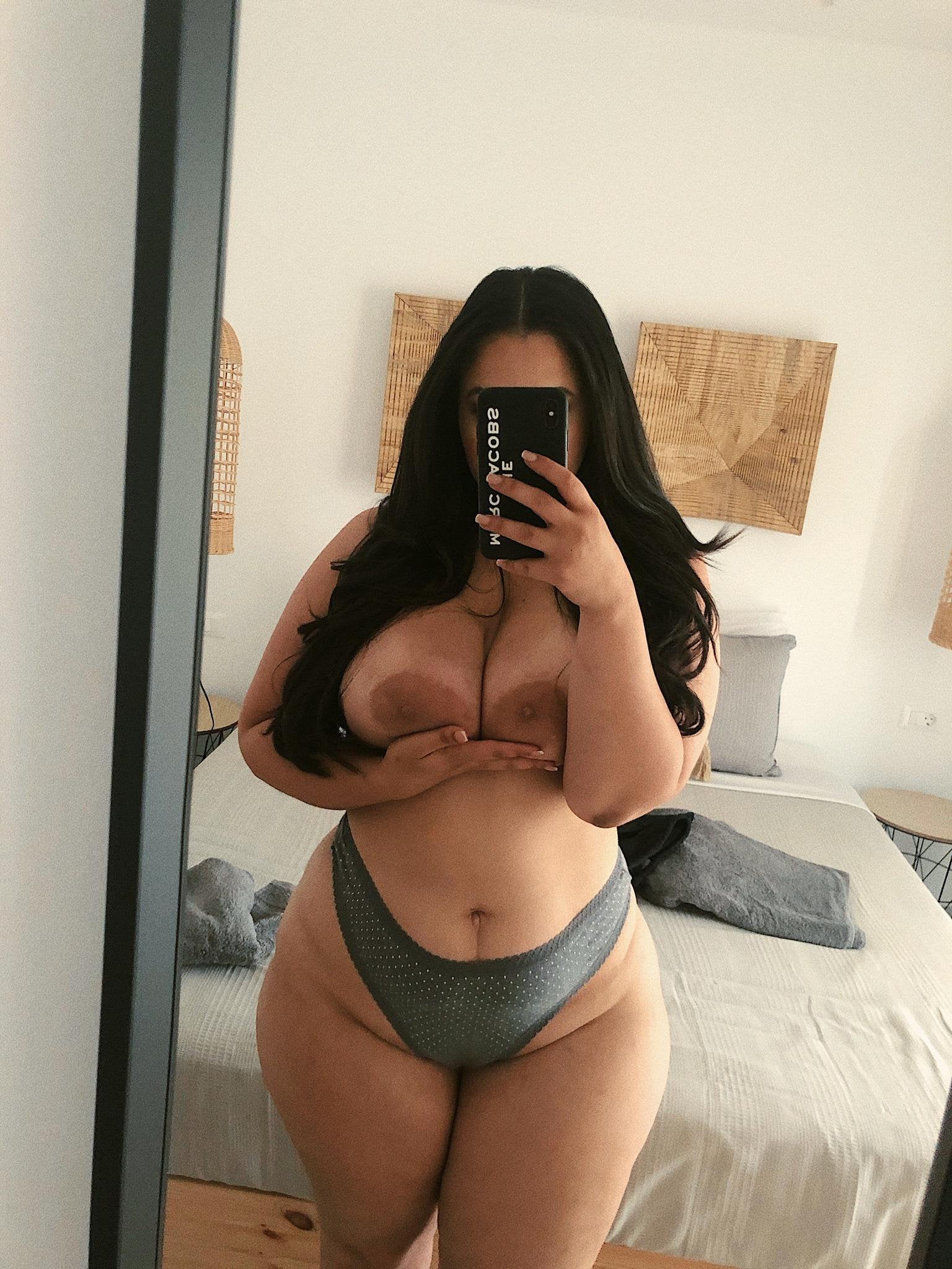 Ever fucked a thick girl like me