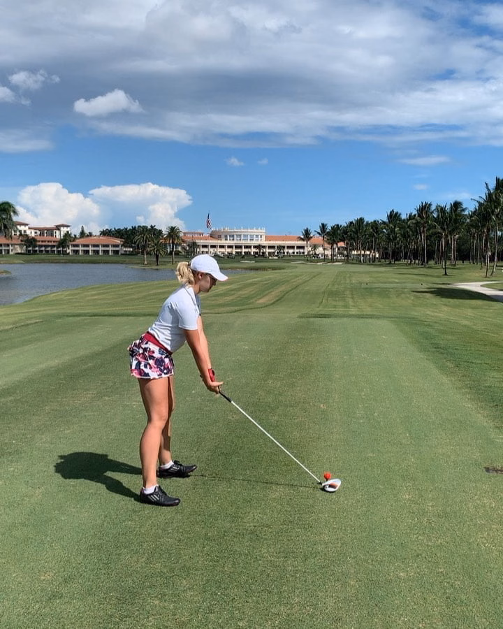 Hole 18- ended off on a good drive  Would you take me out on a golf date ...