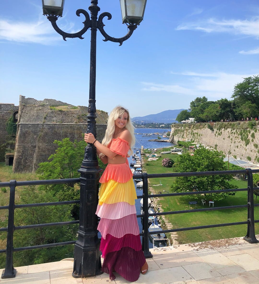 Patrycia Kayy Im in love with this country Outfit