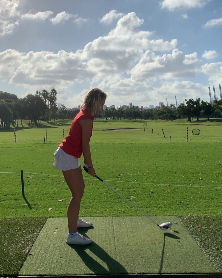 Patrycia Kayy Tag a friend who plays golf