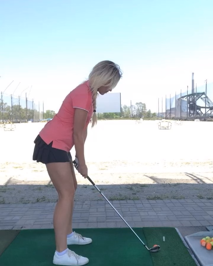 Who plays golf ?!  Tag a friend that does ...