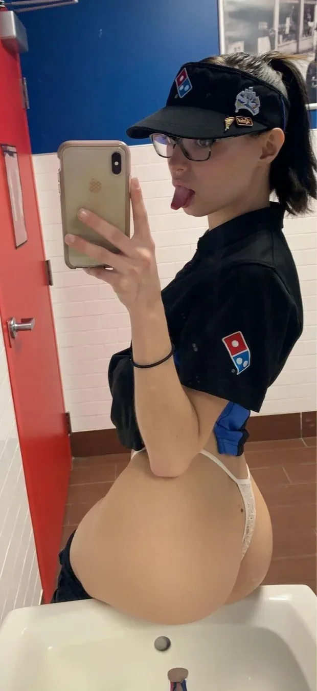 Thicker Slim thick dominos girl - HAPPY BOOTY