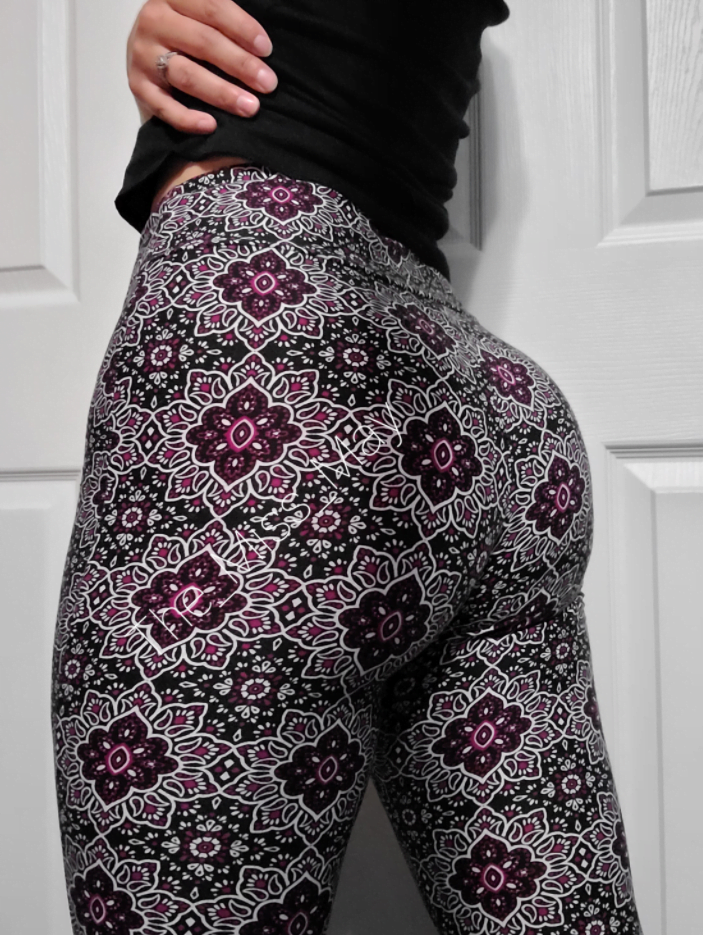 PAWG Thoughts on these yoga pants OC