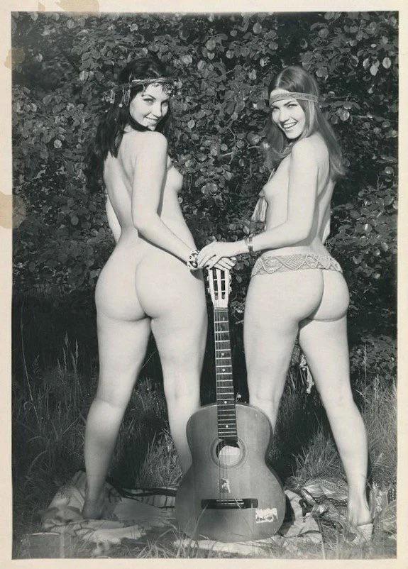 PAWG Vintage Hippie PAWGs