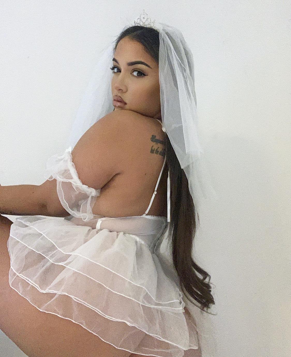 Have you ever fucked a big booty bride