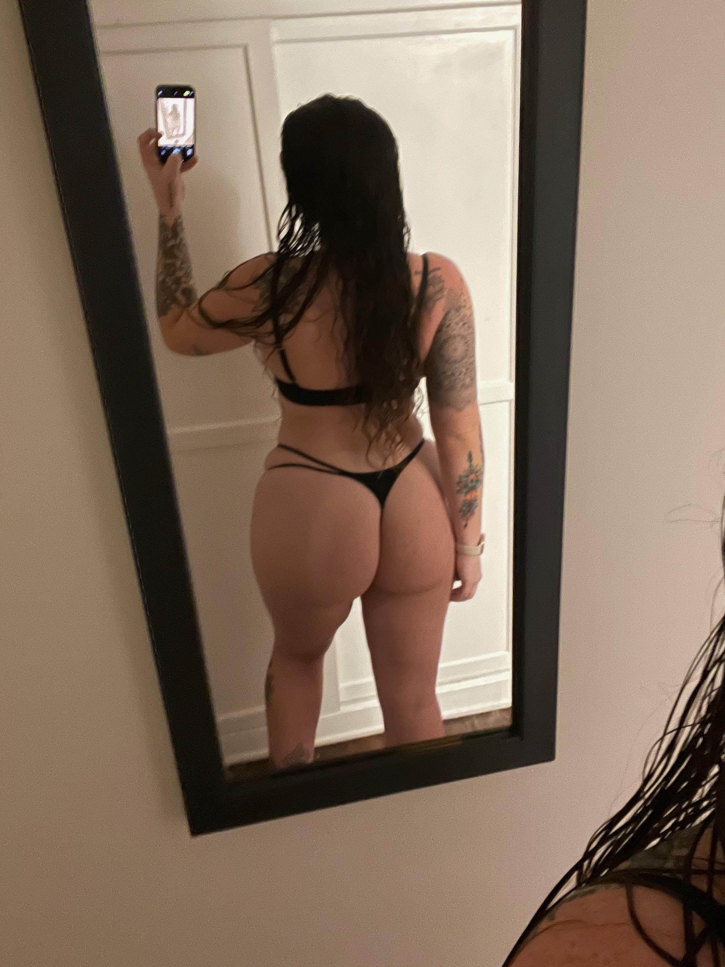 PAWG I never post photos from the back like this