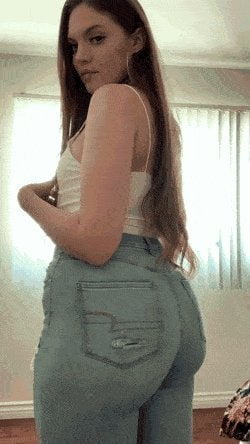 PAWG Snug jeans Or too much