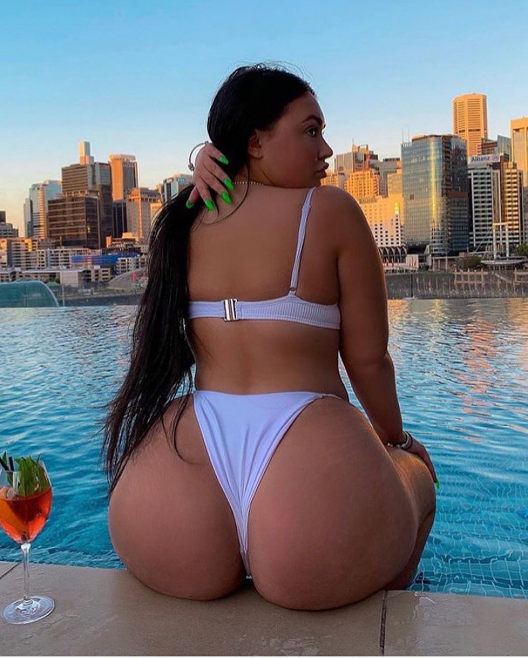 Pawg Crush Wednesday