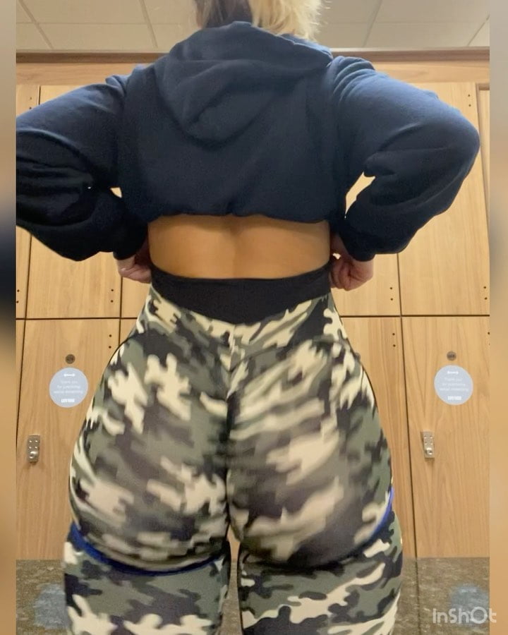 Danielle Cooper Hey yall its my bday THIS BOOTY IS