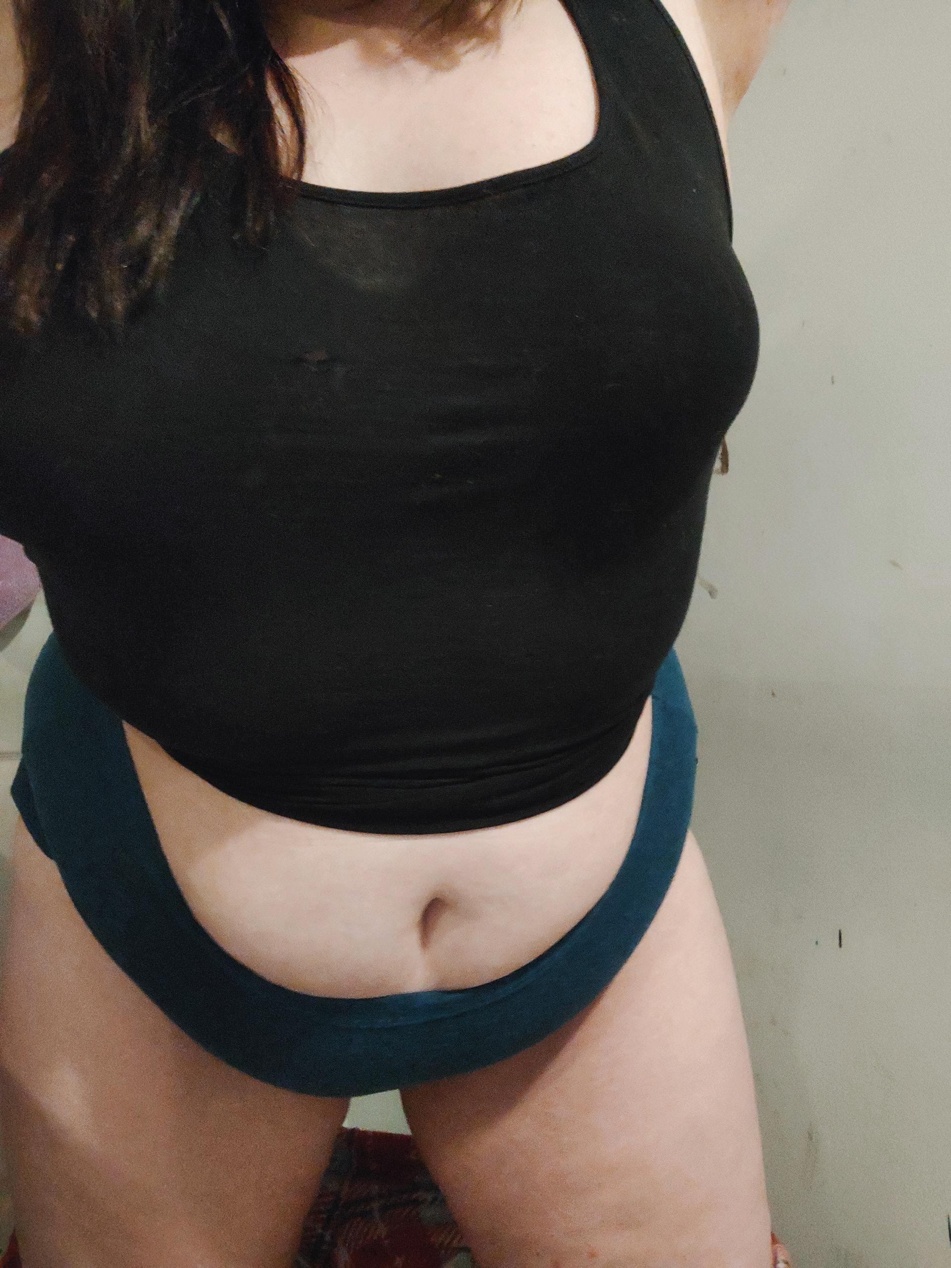 Do you like thick pale girls