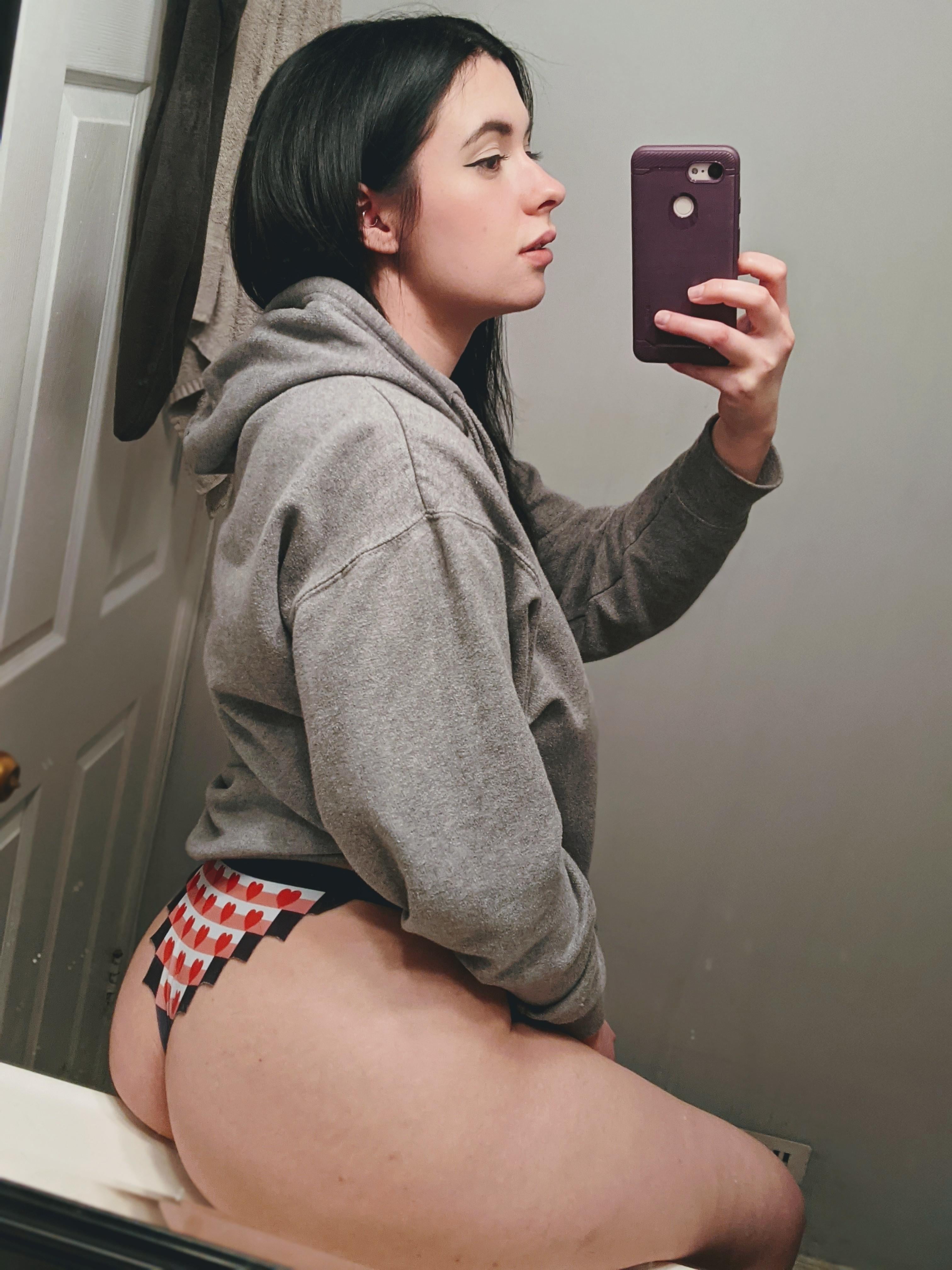 Happy Friday from me and my butt