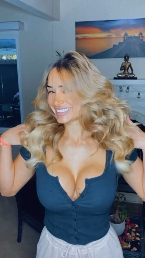 Feeling so beautiful  thank you  the best in SD ...