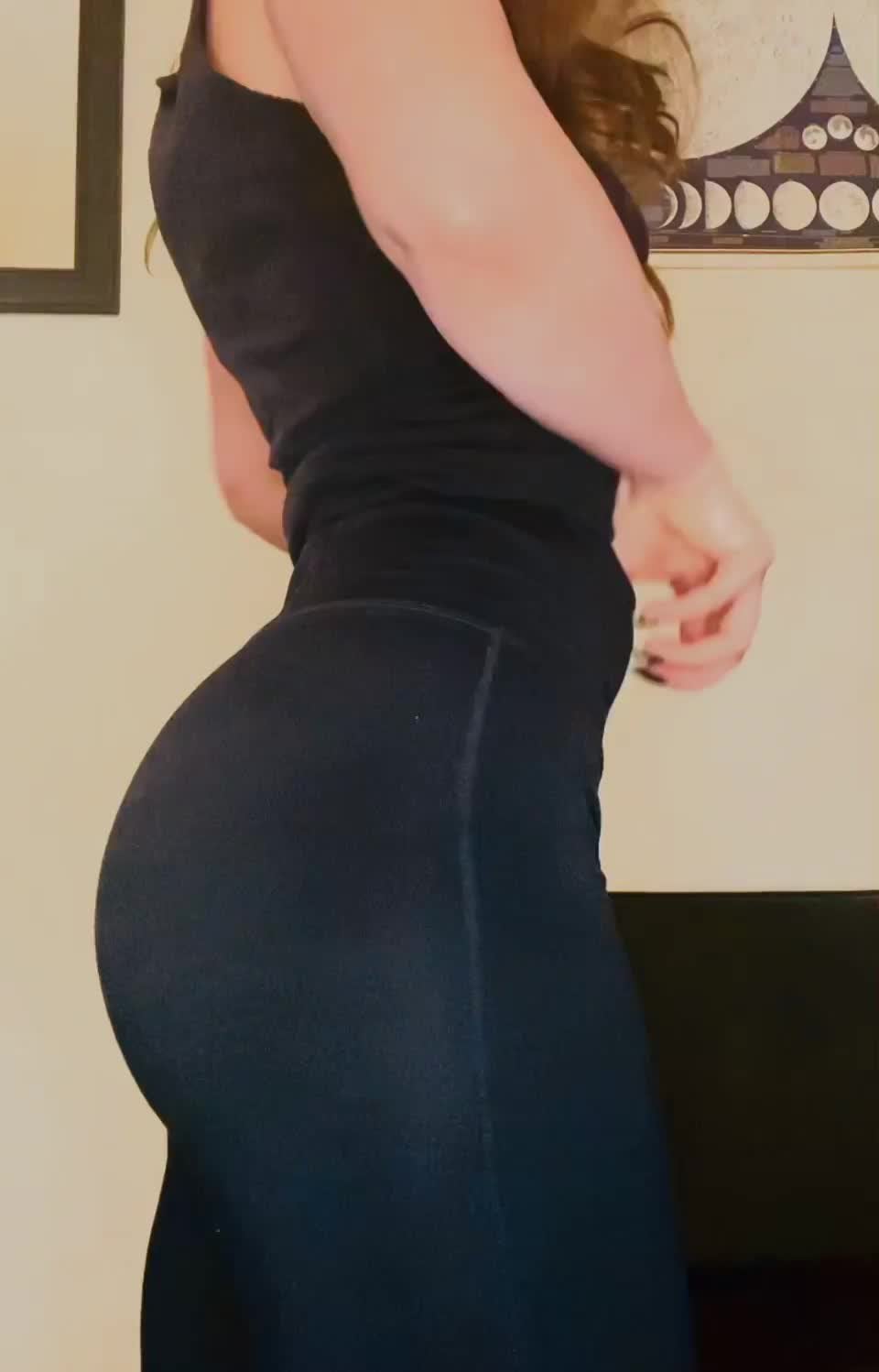 PAWG Happy Saturdaygoing out or staying in