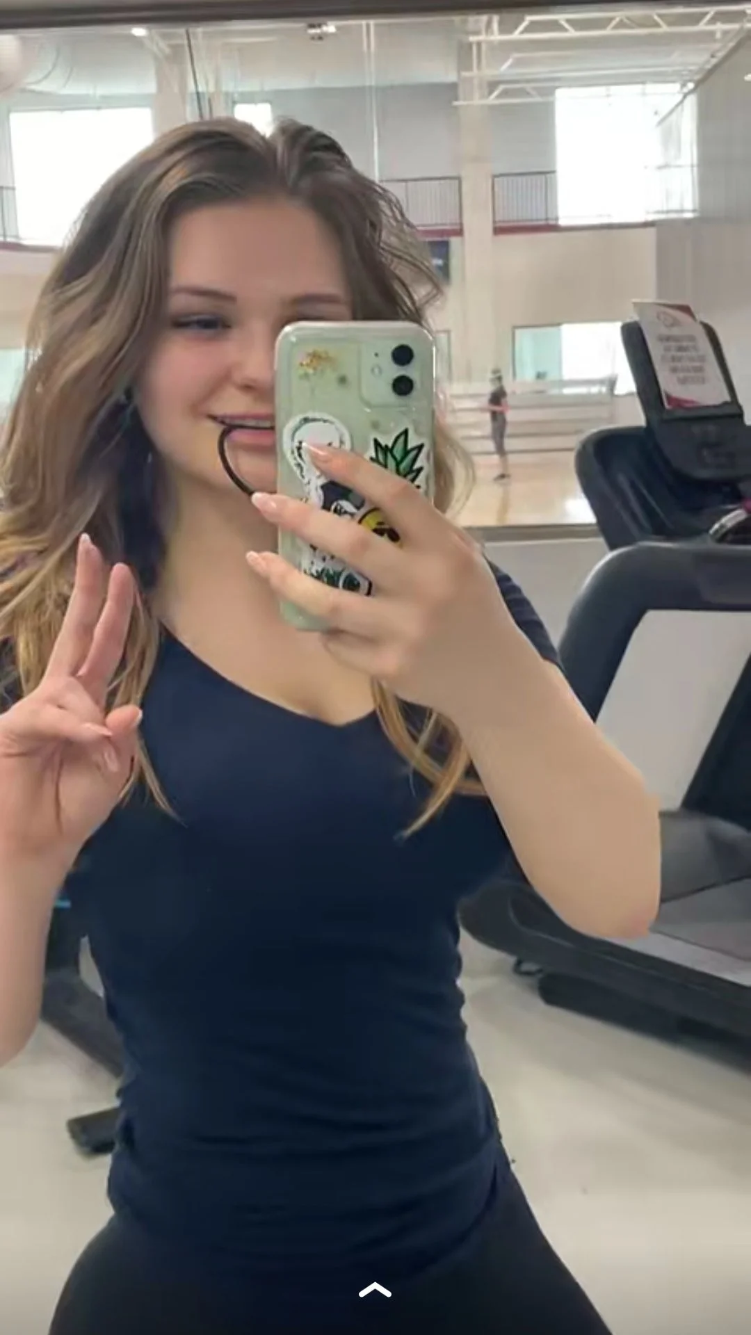 Sava Schultz From her snap story - HAPPY BOOTY