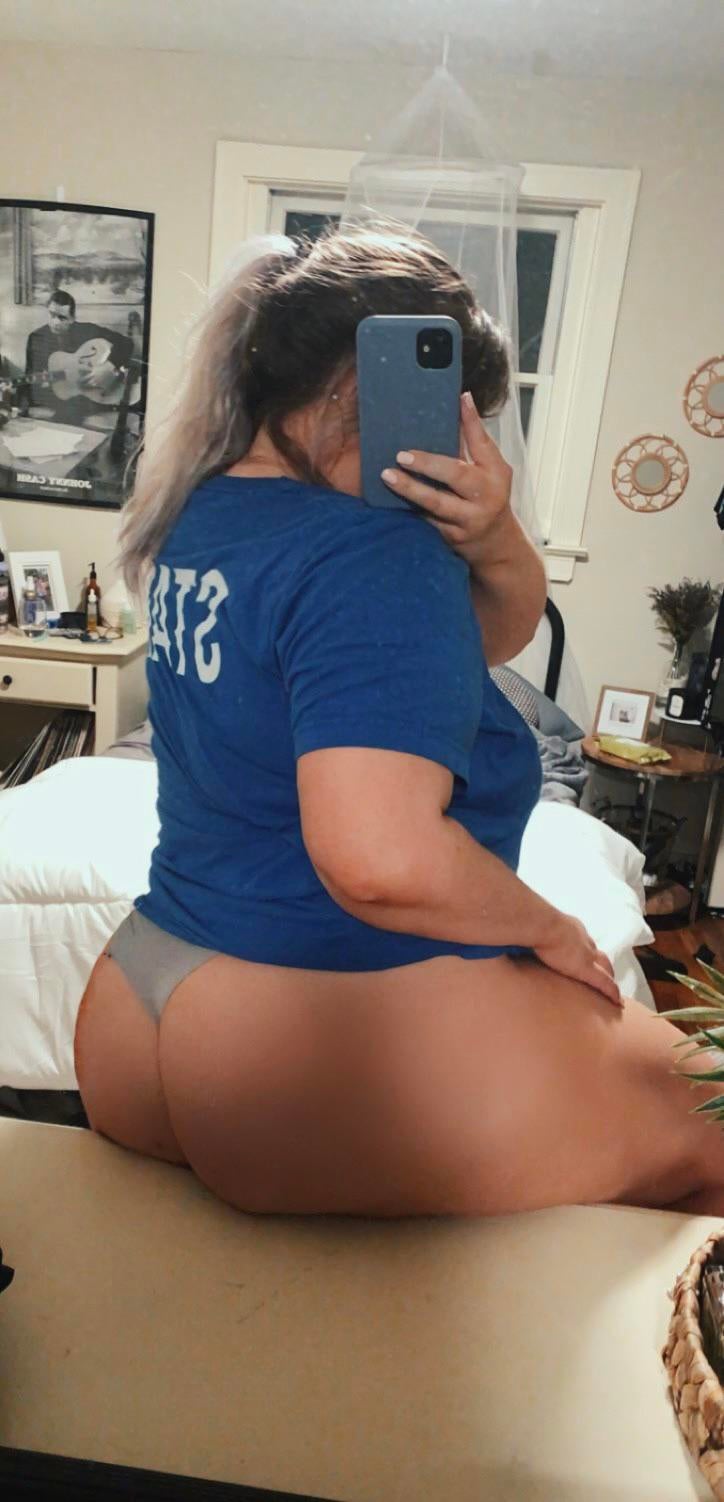 bed time Thick White Girls
