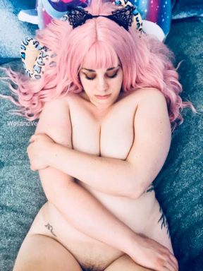 Hii 🖤