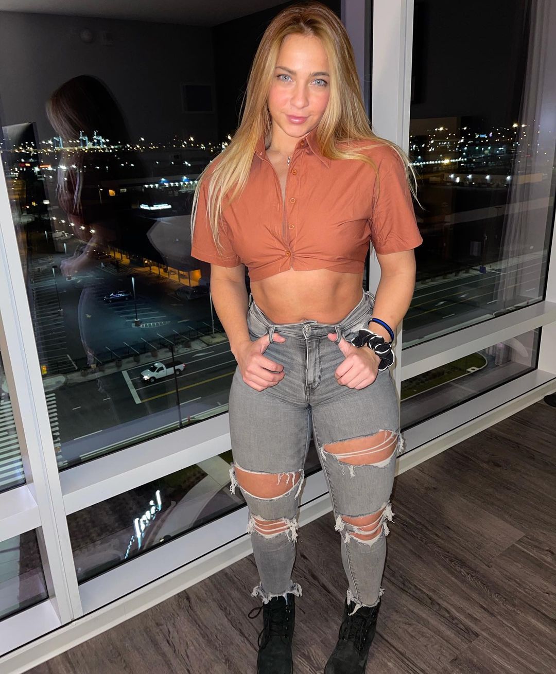 1635220483 353 Danielle Cooper 1 or 2 Thick Ass