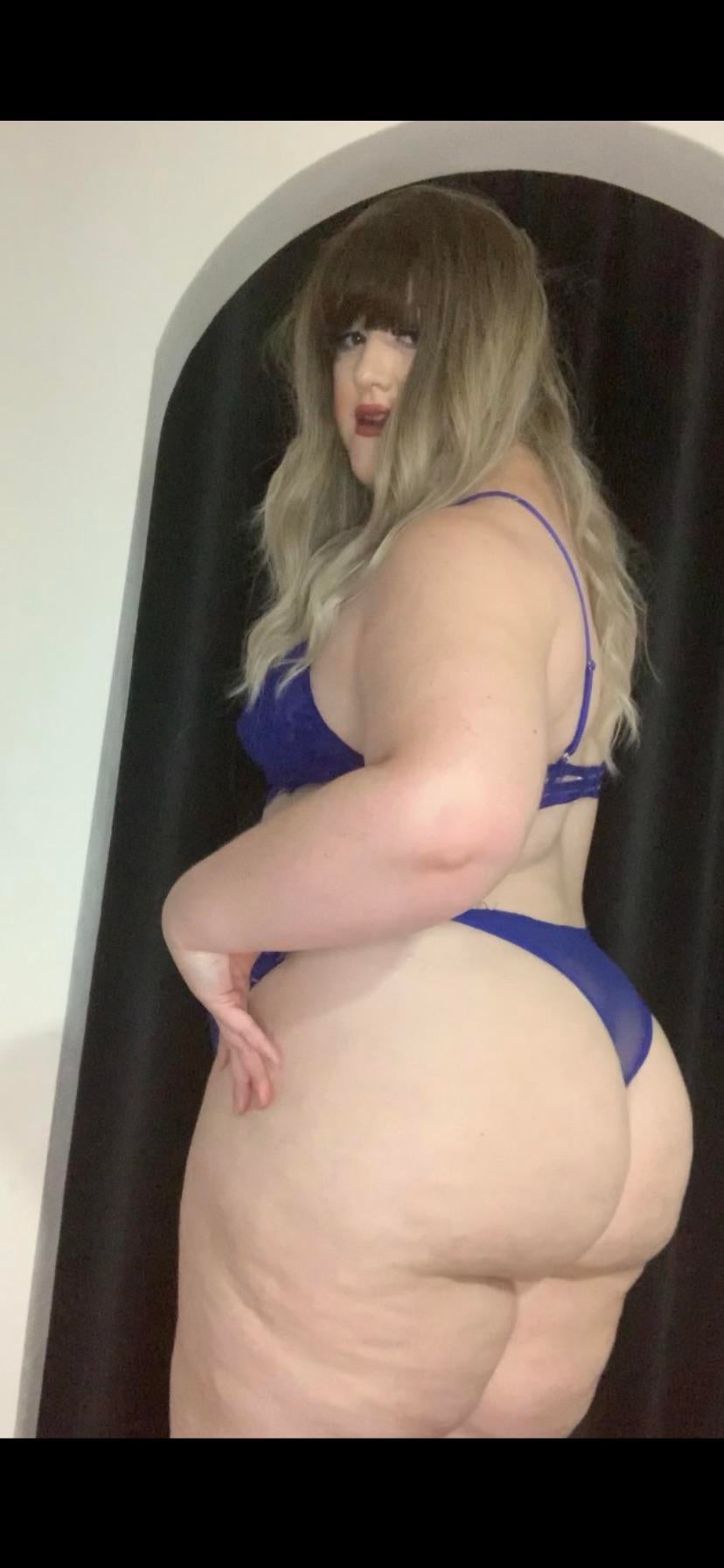 Thick thighs in blue lingerie Thick White Girls