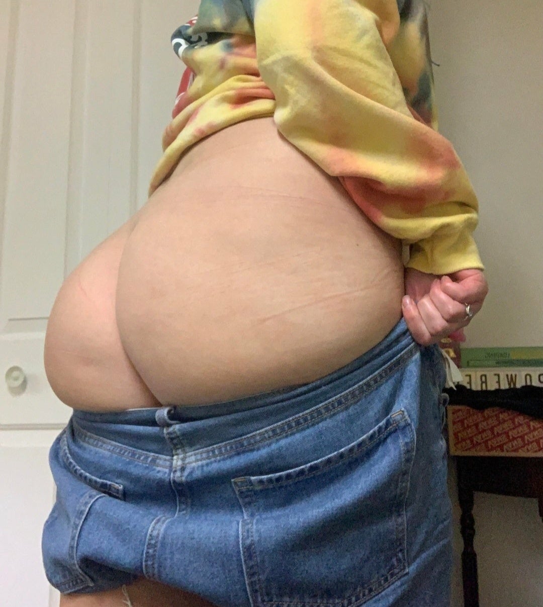 Would you help me fit all this ass into these