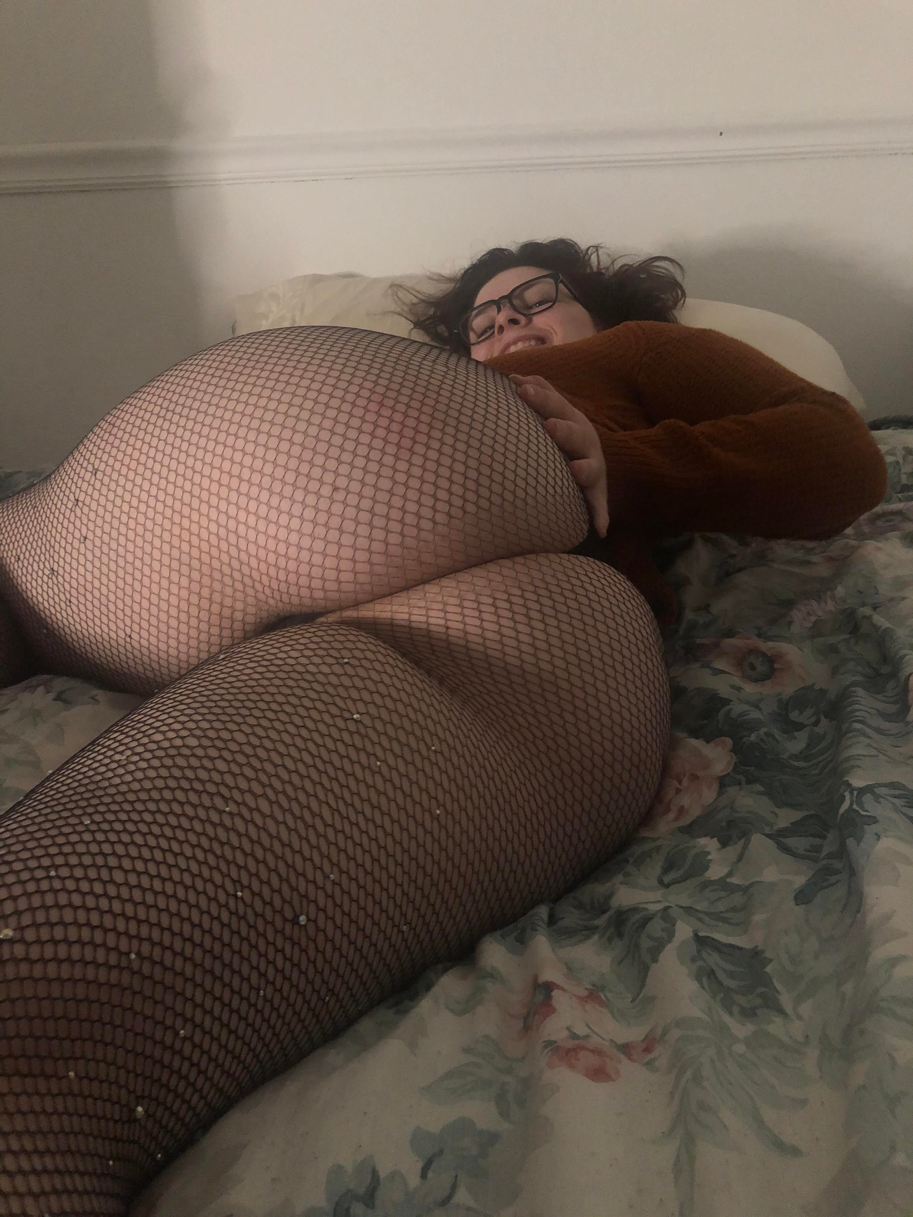 My boyfriend gets jealous when I post here Thick
