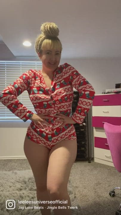 1640121908 499 PAWG All I want for Christmas is you