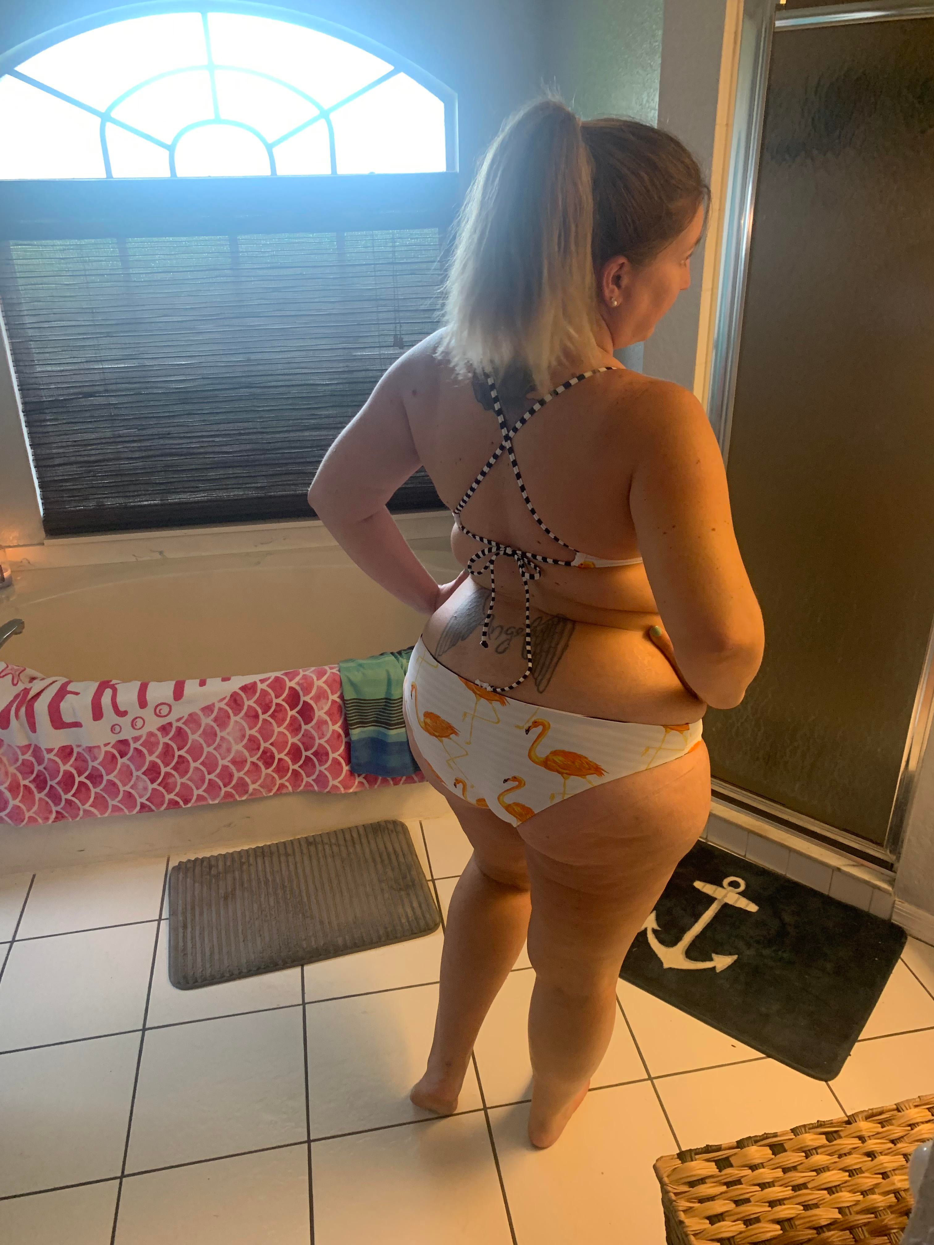 Hows my ass Thick White Girls
