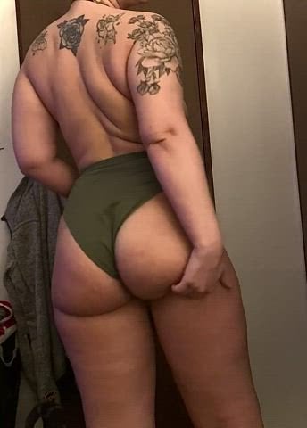 hope my booty can make someones Sunday