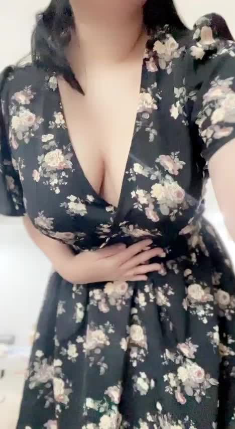 Can I be your thick asian fuckdoll