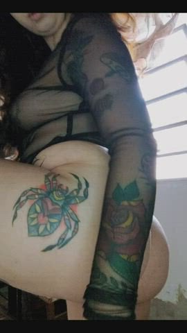 PAWG Just waiting for you to start eating my ass