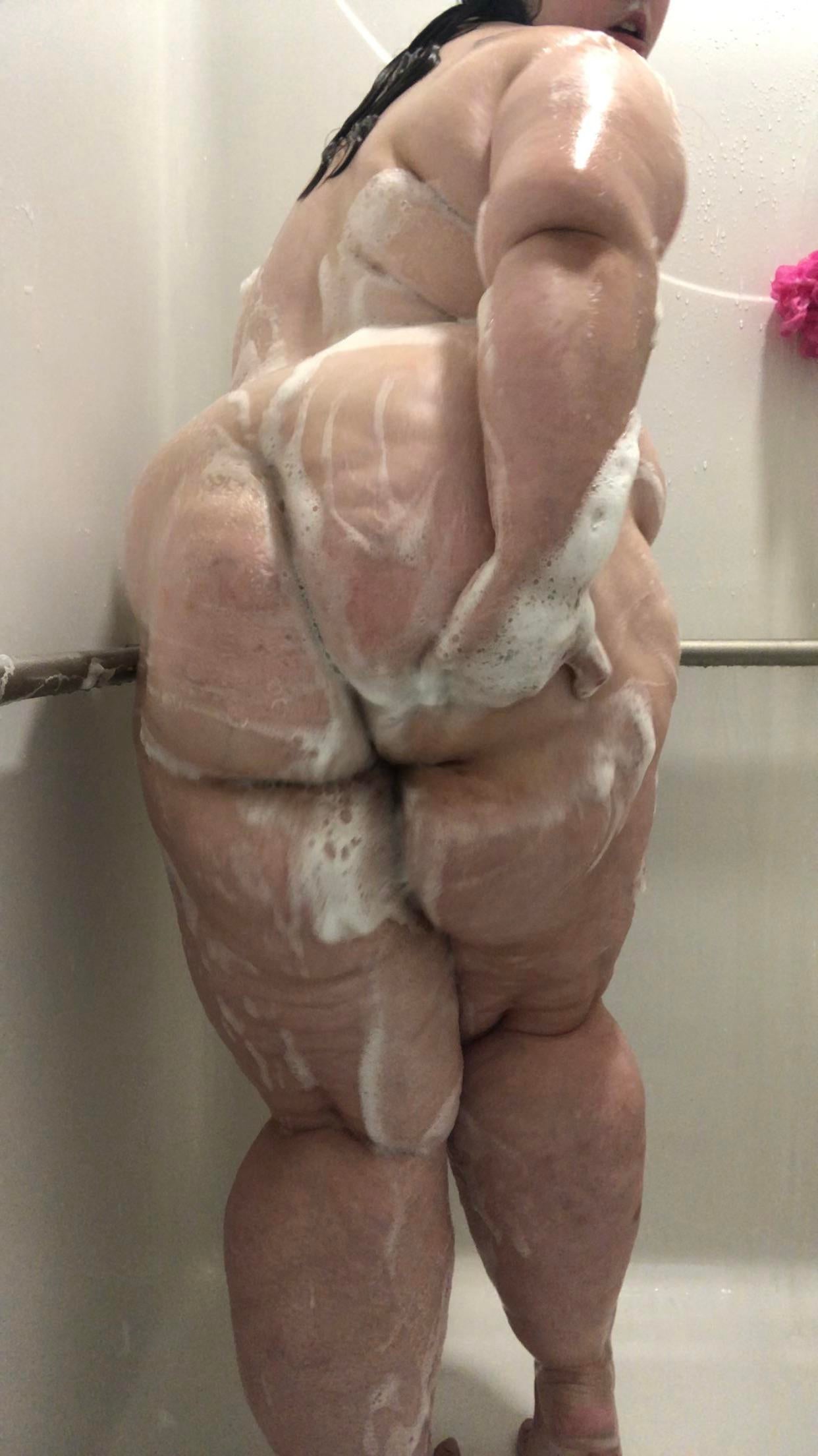 Fat soapy ass Thick White Girls