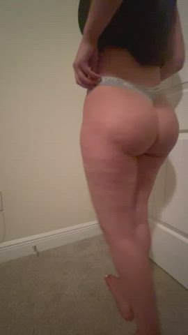 PAWG I want you to worship all this ass before