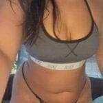 Are thick MILFs your type?