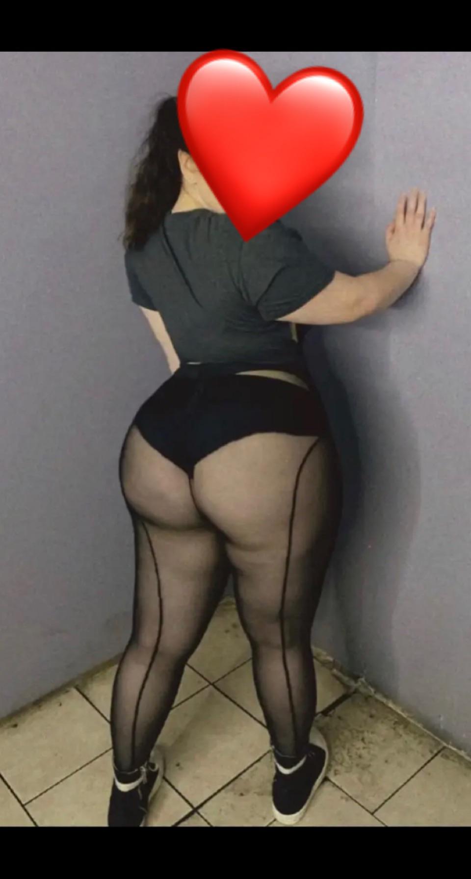 Check bio Thick White Girls