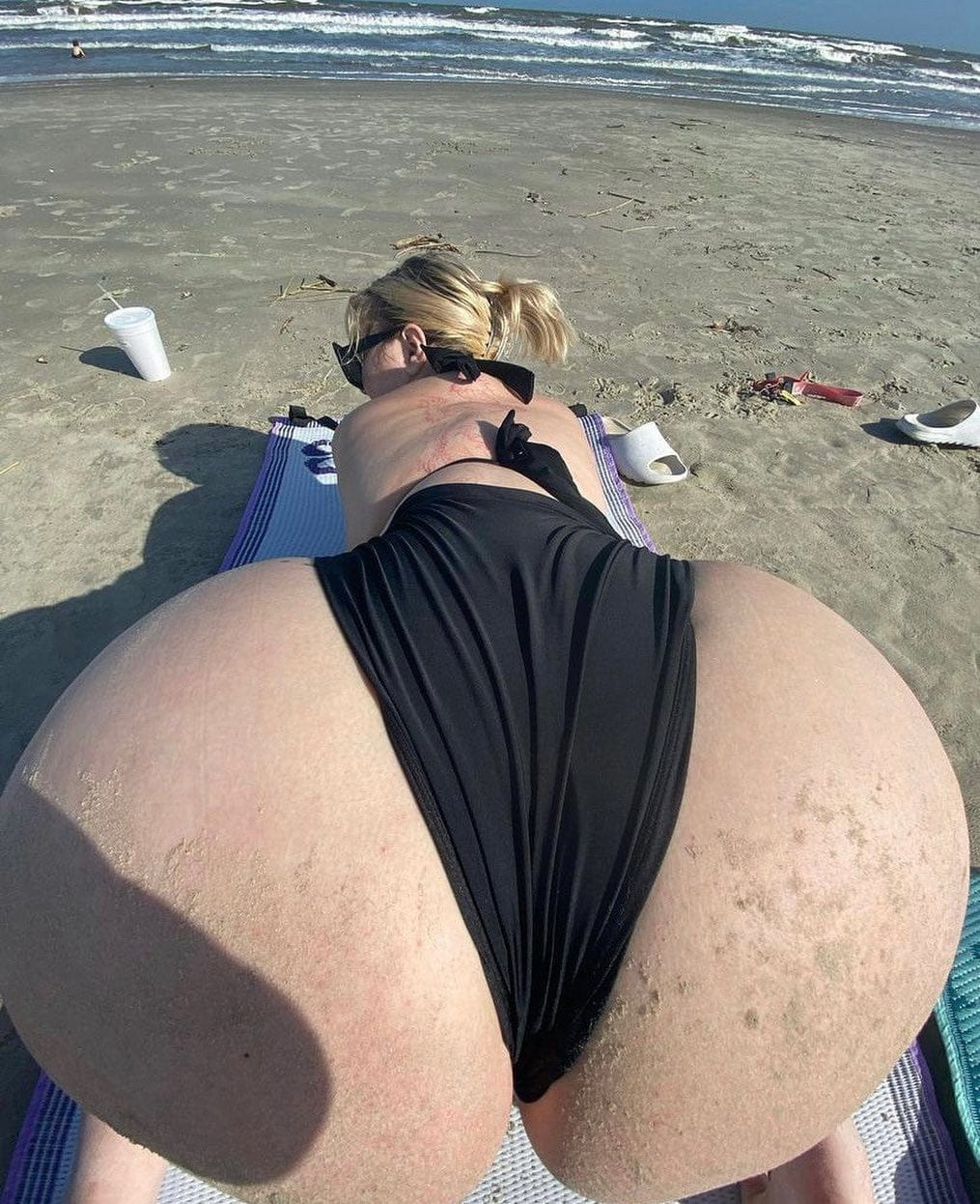 Thick girl weather @snowinnhoustonnn PAWG