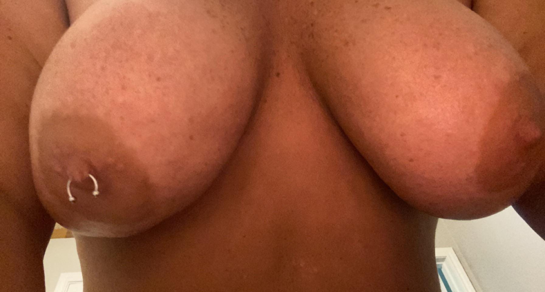 Titty Wednesday…isnt that a thing Thick White Girls