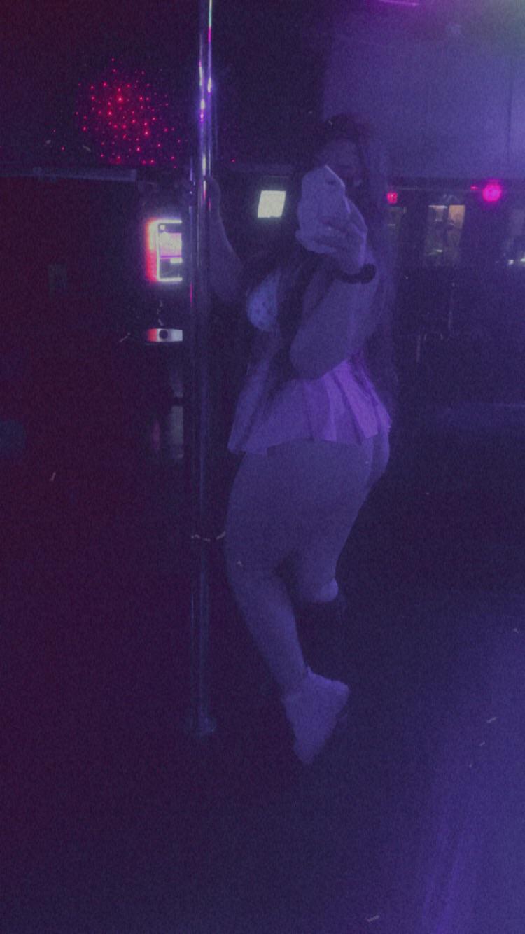 Can a thicc stripper get some love Thick White