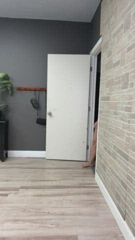 I Love To Make an Entrance OC Thick White