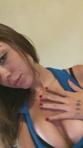 Parental warning look at me at your own risk Wanna