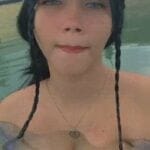 i get horny in the pool too often.. it always ends like in this video haha, I think another girl saw me recording this video haha