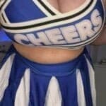 feeling comfortable enough to show my chubby tummy... plz be nice