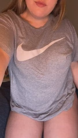 Can I trap you between my thighs?