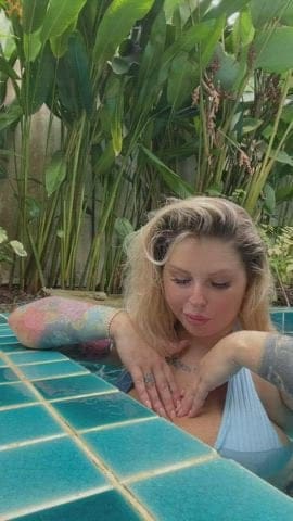 Just imagine your dick between them Thick White