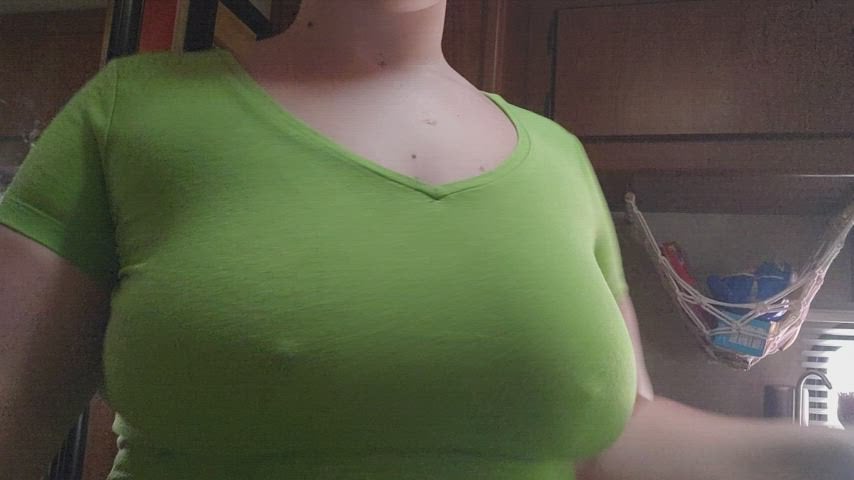 put these thick tits in your mouth please