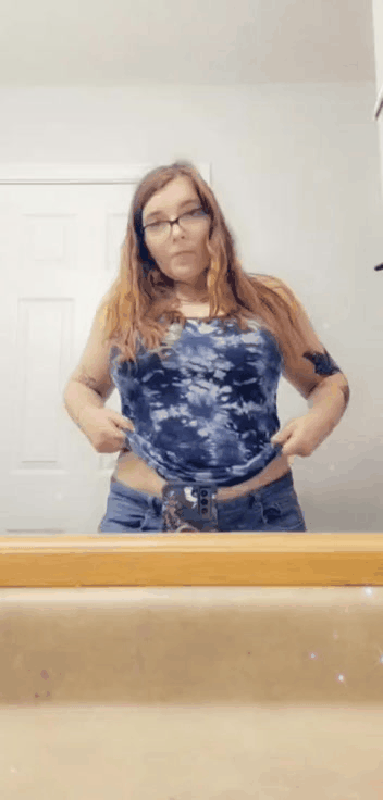 trying a little gif Thick White Girls