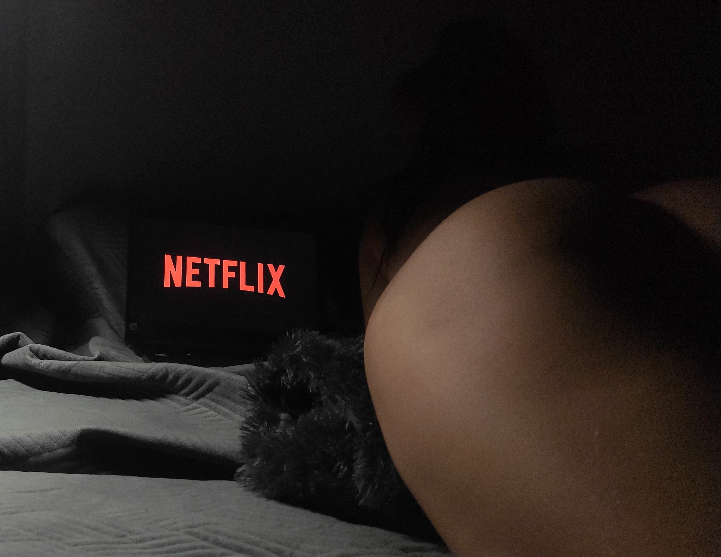 Any good Netflix suggestions Thick White Girls
