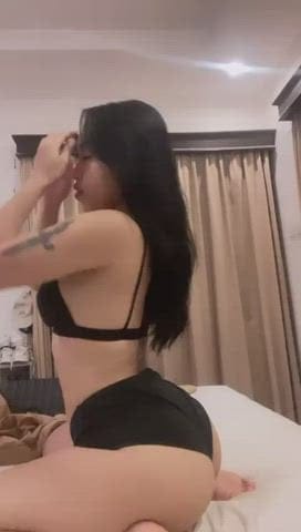 I hope my ass shaking is worthy of your pleasure